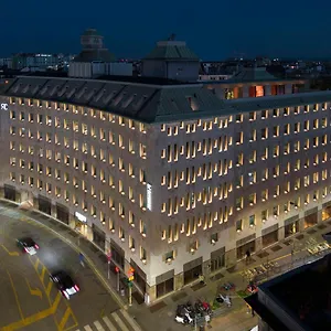 Radisson Collection Hotel, Santa Sofia Милан